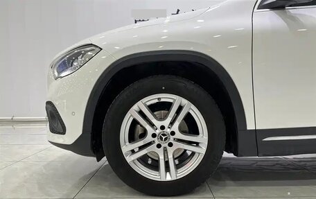 Mercedes-Benz GLA, 2021 год, 2 490 000 рублей, 14 фотография