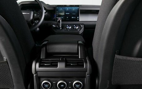 Land Rover Defender II, 2025 год, 15 009 087 рублей, 17 фотография