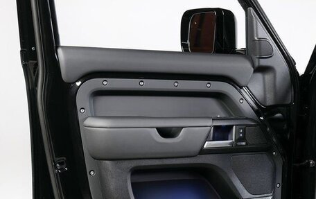 Land Rover Defender II, 2025 год, 15 009 087 рублей, 29 фотография