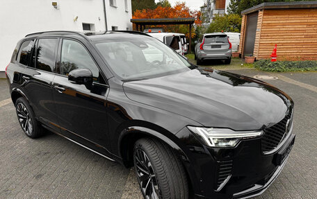 Volvo XC90 II рестайлинг, 2025 год, 12 300 000 рублей, 2 фотография