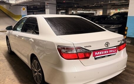 Toyota Camry, 2015 год, 1 950 000 рублей, 5 фотография