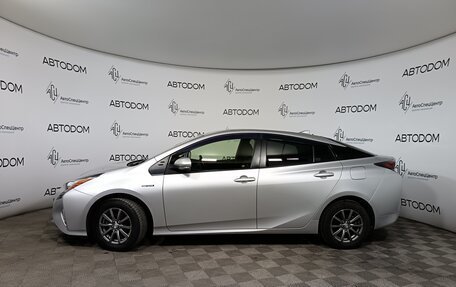 Toyota Prius IV XW50, 2016 год, 1 786 000 рублей, 3 фотография