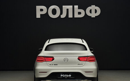 Mercedes-Benz GLC Coupe, 2017 год, 3 650 000 рублей, 4 фотография