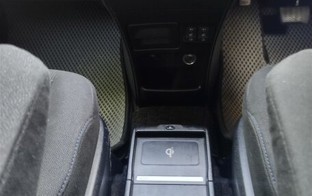 Toyota Voxy III, 2015 год, 1 430 000 рублей, 19 фотография