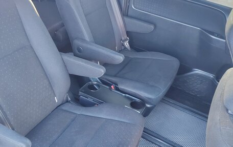 Toyota Voxy III, 2015 год, 1 430 000 рублей, 14 фотография