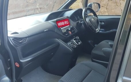 Toyota Voxy III, 2015 год, 1 430 000 рублей, 15 фотография