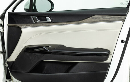 KIA K5, 2020 год, 2 449 898 рублей, 29 фотография