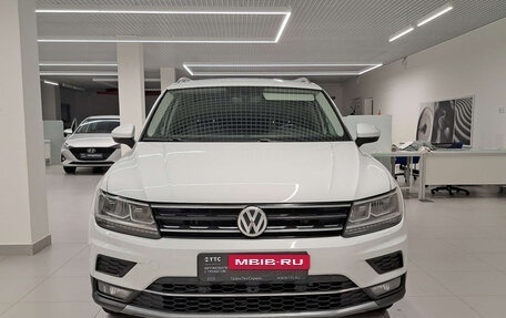 Volkswagen Tiguan II, 2018 год, 2 264 000 рублей, 6 фотография