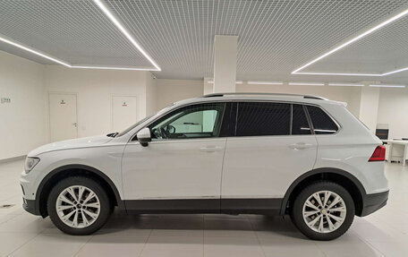 Volkswagen Tiguan II, 2018 год, 2 264 000 рублей, 12 фотография