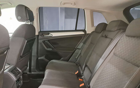 Volkswagen Tiguan II, 2018 год, 2 264 000 рублей, 16 фотография