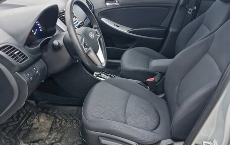 Hyundai Solaris II рестайлинг, 2013 год, 957 000 рублей, 6 фотография