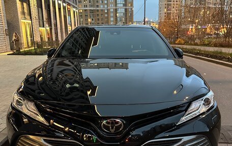 Toyota Camry, 2019 год, 3 550 000 рублей, 1 фотография