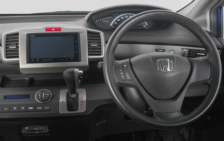 Honda Freed I, 2015 год, 1 339 000 рублей, 15 фотография