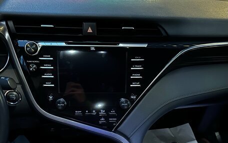 Toyota Camry, 2019 год, 3 550 000 рублей, 11 фотография