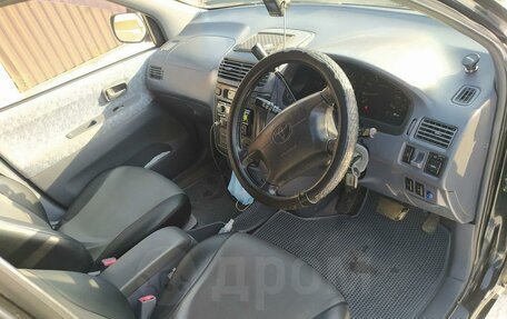 Toyota Ipsum II, 1999 год, 630 000 рублей, 10 фотография