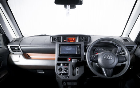 Toyota Roomy I, 2018 год, 1 199 000 рублей, 15 фотография