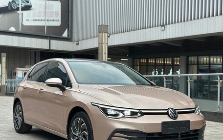 Volkswagen Golf VIII, 2022 год, 2 270 000 рублей, 4 фотография