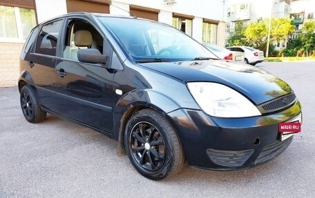 Ford Fiesta, 2002 год, 290 000 рублей, 3 фотография
