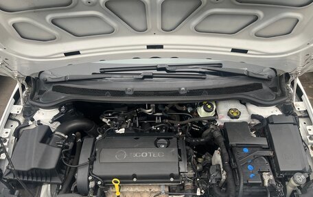 Opel Astra J, 2011 год, 740 000 рублей, 18 фотография