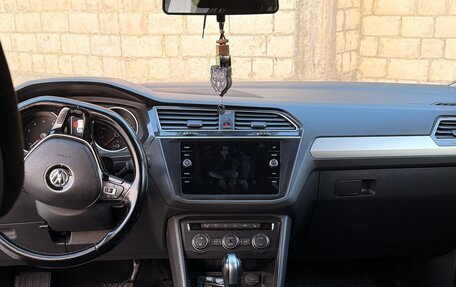 Volkswagen Tiguan II, 2020 год, 2 750 000 рублей, 4 фотография