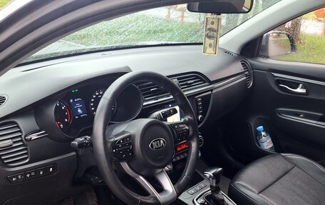 KIA Rio IV, 2019 год, 1 350 000 рублей, 10 фотография