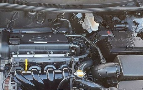 Hyundai Solaris II рестайлинг, 2012 год, 825 000 рублей, 15 фотография