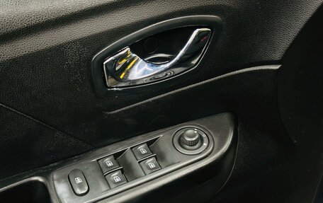 Renault Kaptur I рестайлинг, 2017 год, 799 000 рублей, 19 фотография