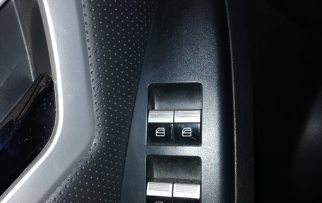 Lifan X60 I рестайлинг, 2014 год, 990 000 рублей, 23 фотография