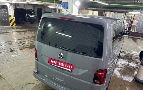 Volkswagen Caravelle T6 рестайлинг, 2020 год, 4 850 000 рублей, 6 фотография