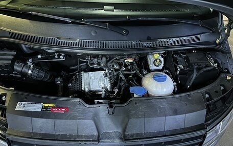 Volkswagen Caravelle T6 рестайлинг, 2020 год, 4 850 000 рублей, 19 фотография