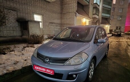 Nissan Tiida, 2012 год, 800 000 рублей, 3 фотография