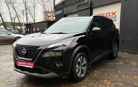 Nissan Rogue, 2021 год, 2 600 000 рублей, 3 фотография