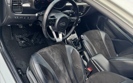 KIA Rio IV, 2017 год, 795 000 рублей, 5 фотография