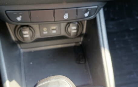 Hyundai Solaris II рестайлинг, 2017 год, 1 150 000 рублей, 20 фотография