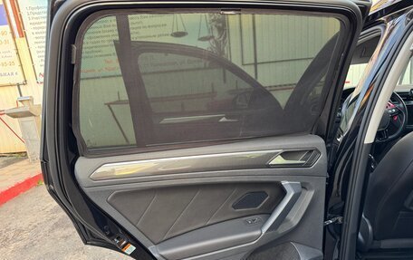 Volkswagen Tiguan II, 2019 год, 3 200 000 рублей, 16 фотография