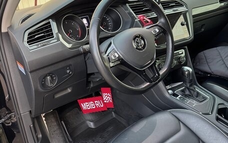Volkswagen Tiguan II, 2019 год, 3 200 000 рублей, 18 фотография