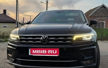 Volkswagen Tiguan II, 2019 год, 3 200 000 рублей, 33 фотография