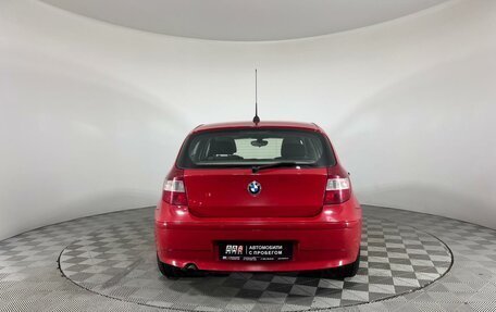 BMW 1 серия, 2006 год, 590 000 рублей, 6 фотография