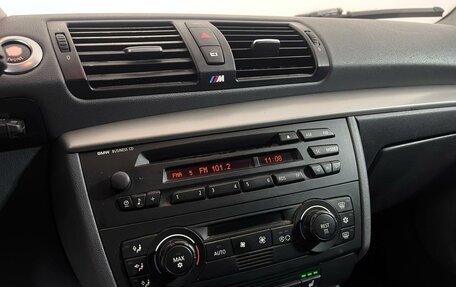 BMW 1 серия, 2006 год, 590 000 рублей, 12 фотография