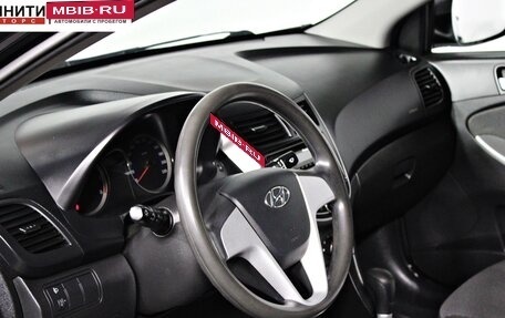 Hyundai Solaris II рестайлинг, 2012 год, 857 000 рублей, 11 фотография