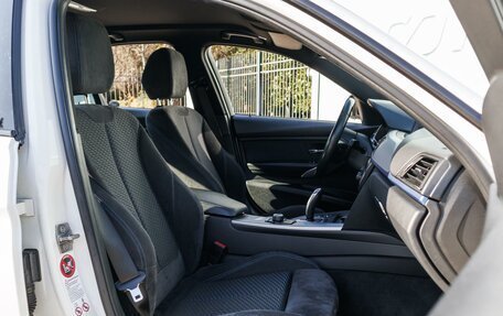 BMW 3 серия, 2013 год, 1 999 000 рублей, 10 фотография