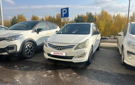 Hyundai Solaris II рестайлинг, 2015 год, 600 000 рублей, 2 фотография