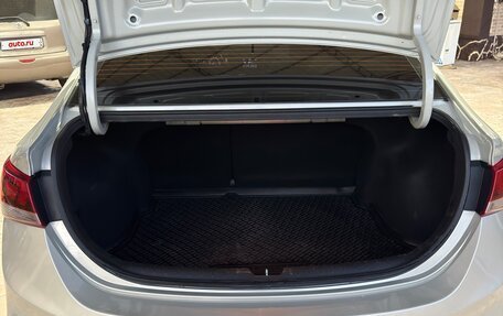 Hyundai Solaris II рестайлинг, 2019 год, 1 360 000 рублей, 19 фотография