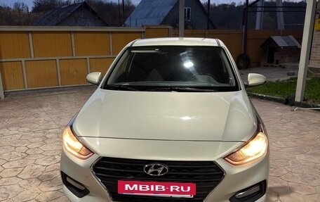 Hyundai Solaris II рестайлинг, 2019 год, 1 360 000 рублей, 23 фотография
