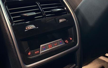 BMW X6, 2022 год, 11 000 000 рублей, 15 фотография