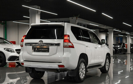 Toyota Land Cruiser Prado 150 рестайлинг 2, 2013 год, 2 650 000 рублей, 5 фотография