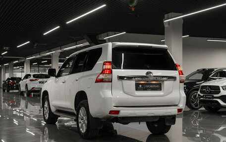 Toyota Land Cruiser Prado 150 рестайлинг 2, 2013 год, 2 650 000 рублей, 4 фотография