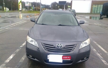 Toyota Camry, 2007 год, 1 300 000 рублей, 1 фотография