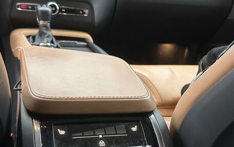 Volvo XC90 II рестайлинг, 2020 год, 5 800 000 рублей, 8 фотография