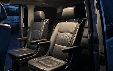 Volkswagen Multivan T5, 2008 год, 1 495 000 рублей, 12 фотография